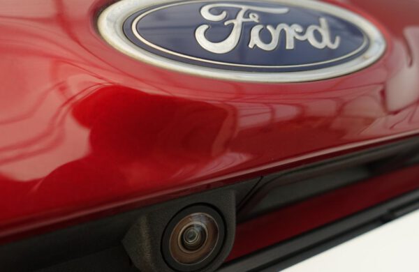 Ford Mondeo 2.0 TDCi Titanium 132kW KAMERA,NAVI, nabídka A159/20