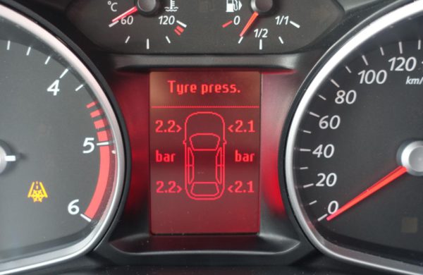 Ford S-MAX 2.0 TDCi 120kW ZIMNÍ PAKET, NAVI CZ, nabídka A15/19