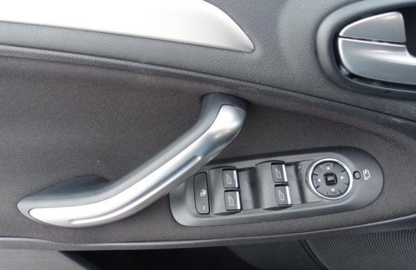 Ford S-MAX 2.0 TDCi 120kW ZIMNÍ PAKET, NAVI CZ, nabídka A15/19
