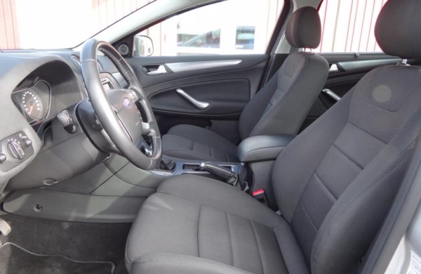 Ford Mondeo 2.0 TDCi Titanium NAVI, ZIMNÍ PAKET, nabídka A16/18