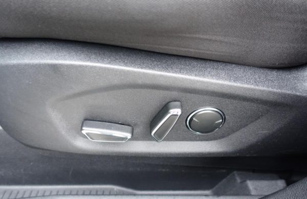 Ford S-MAX 2.0 TDCi Titanium LED SVĚTLA, NAVI, nabídka A16/20