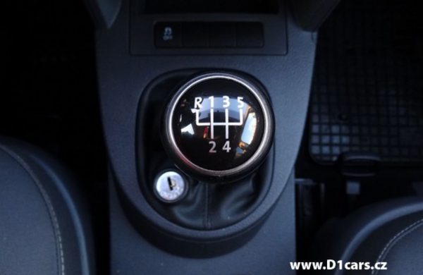 Volkswagen Caddy 1.6 TDI 7 MÍST, DIGI KLIMA,SERVISKA, nabídka A178/14
