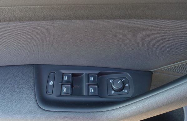 Volkswagen Passat 2.0 TDi DSG, ACC TEMPOMAT, NAVIGACE, nabídka A178/18