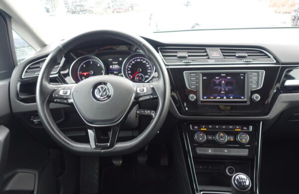 Volkswagen Touran 2.0 TDi Highline, nabídka A178/20