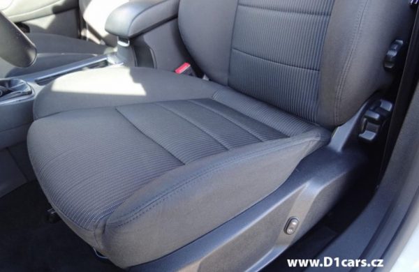 Ford Mondeo 2.0 TDCi Titanium ZIMNÍ PAKET, nabídka A17/17