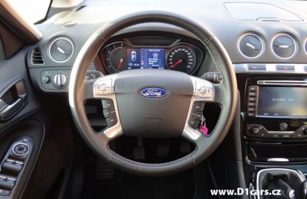 Ford S-MAX 2.0 TDCi Titanium NAVIGACE,TEMPOMAT, nabídka A183/15