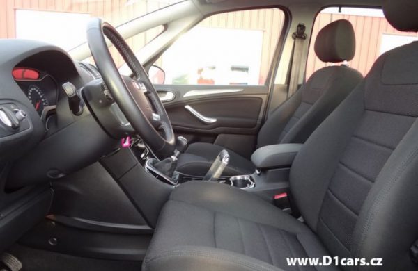 Ford S-MAX 2.0 TDCi Titanium NAVIGACE,TEMPOMAT, nabídka A183/15