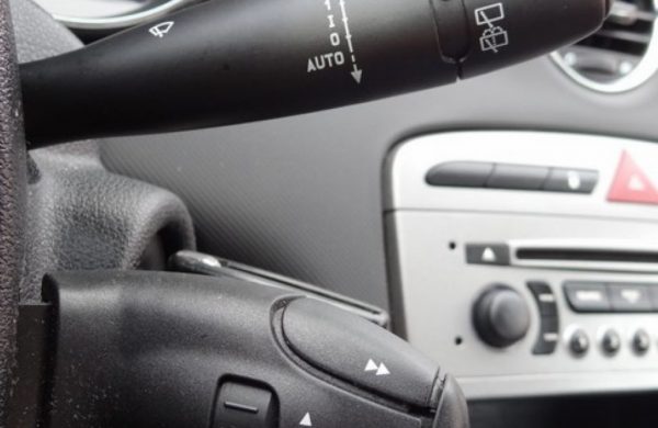 Peugeot 308 1.6 VTi Sportium, DIGI KLIMA, nabídka A185/15