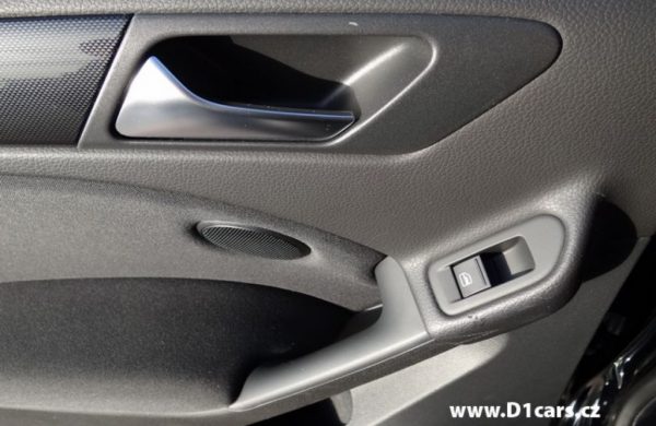 Volkswagen Golf 1.6 TDi Comfortline NAVIGACE, nabídka A189/15