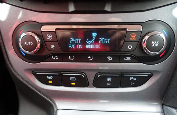 Ford Focus 2.0 TDCi Titanium ZIMNÍ PAKET, NAVI, nabídka A18/20