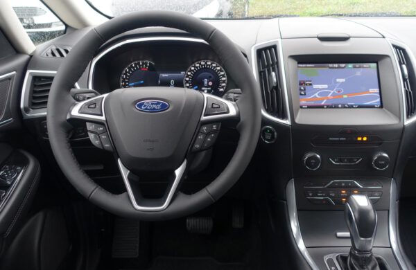 Ford S-MAX 2.0 TDCi Titanium POWERSHIFT CZNAVI, nabídka A192/20