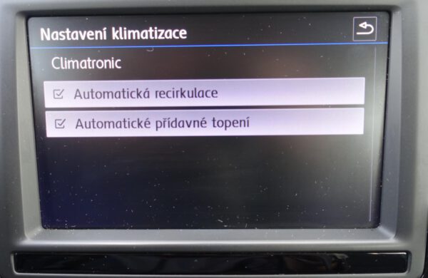 Volkswagen Touran 2.0 TDi ACC TEMPOMAT TAŽNÉ ZAŘÍZENÍ, nabídka A193/21