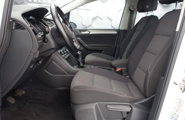 Volkswagen Touran 2.0 TDi ACC TEMPOMAT TAŽNÉ ZAŘÍZENÍ, nabídka A193/21