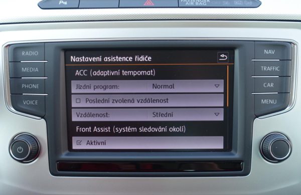 Volkswagen Passat 2.0 TDi ACC TEMPOMAT,LED SVĚTLOMETY, nabídka A197/18