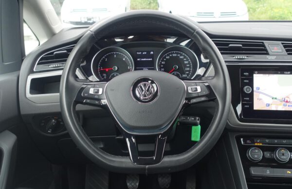 Volkswagen Touran 2.0 TDi ACC Tempomat Nez.topení, nabídka A197/21