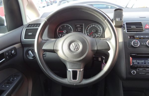 Volkswagen Touran 2.0 TDi Comfortline VYHŘ. SEDADLA, nabídka A198/17