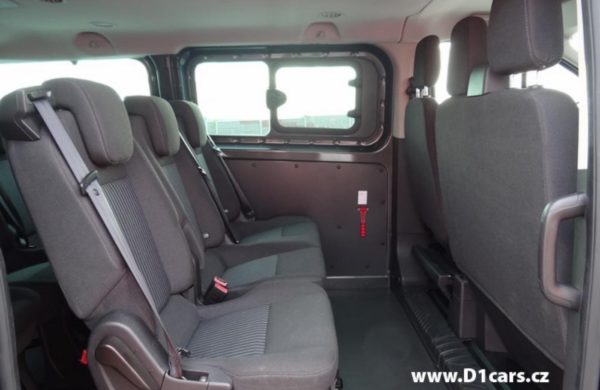 Ford Transit Custom 2.2 TDCi L2 9 MÍST NAVI, VYHŘ. SKLO, nabídka A202/17