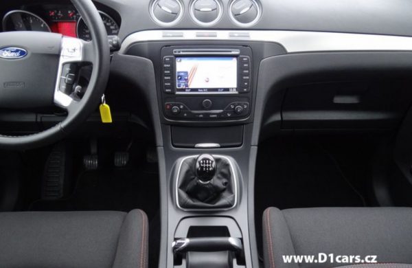 Ford S-MAX 2.0 TDCi CZ NAVI, VYHŘÍVANÁ SEDADLA, nabídka A203/16