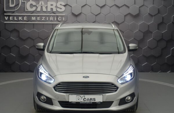 Ford S-MAX 2.0 TDi Titanium LED SVĚTLA, KAMERA, nabídka A20/21