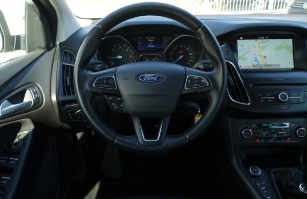 Ford Focus 2.0 TDCi BLIS, SYNC 3, PARK. KAMERA, nabídka A211/21