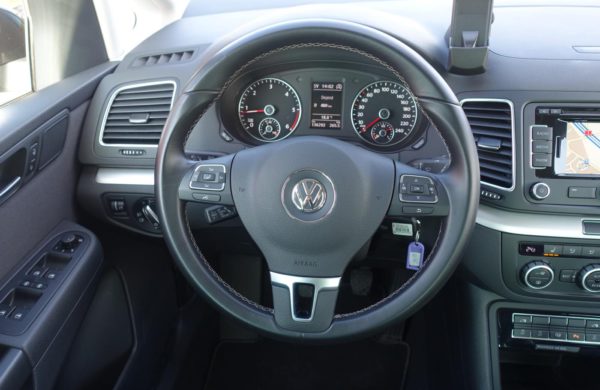 Volkswagen Sharan 2.0TDi CUP 7MÍST Bi-XENONY,EL.DVEŘE, nabídka A214/19