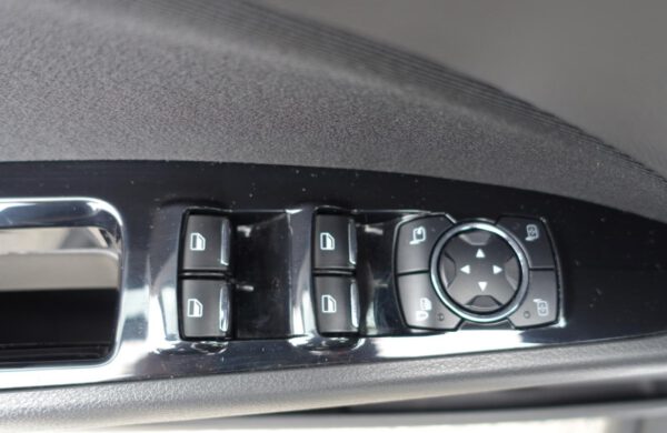 Ford Mondeo 2.0TDCi ZIMNÍ PAKET, SYNC 3, nabídka A216/21