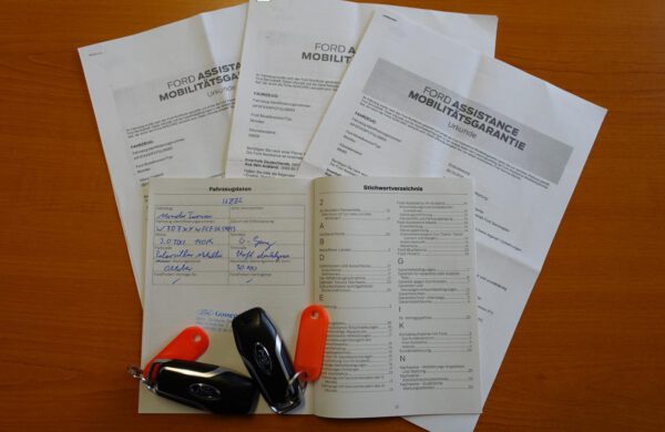 Ford Mondeo 2.0TDCi ZIMNÍ PAKET, SYNC 3, nabídka A216/21