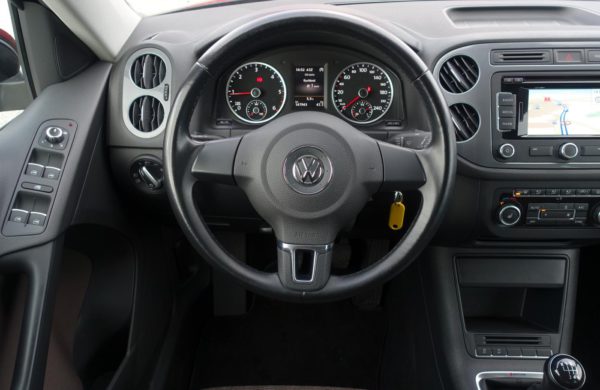 Volkswagen Tiguan 2.0 TDi 130kW 4×4 NAVI, NEZ.TOPENÍ, nabídka A217/18