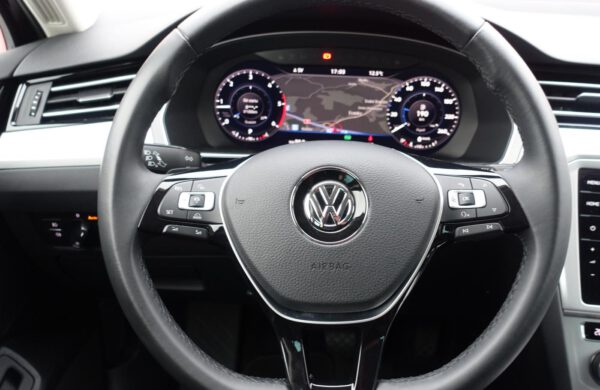 Volkswagen Passat 2.0 TDi ACTIVE INFO-DISPLAY, NAVI, nabídka A220/20