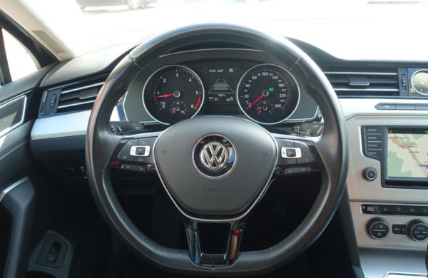 Volkswagen Passat 2.0 TDi DSG, ACC TEMPOMAT, CZ NAVI, nabídka A223/19