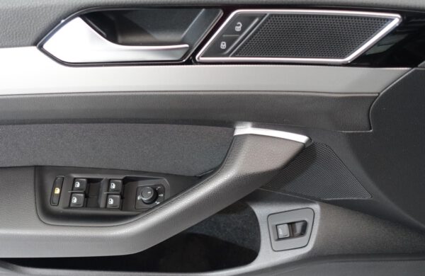 Volkswagen Passat 2.0 TDi Comfortline Bi-Xenony, nabídka A224/20