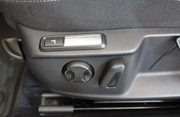 Volkswagen Passat 2.0 TDi Comfortline Bi-Xenony, nabídka A224/20