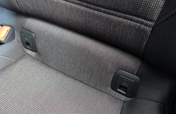 Volkswagen Passat 2.0 TDi Comfortline Bi-Xenony, nabídka A224/20