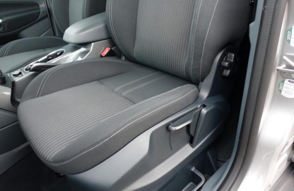 Ford C-MAX 2.0 TDCi Titanium  XENONY, CZ NAVI, nabídka A226/18