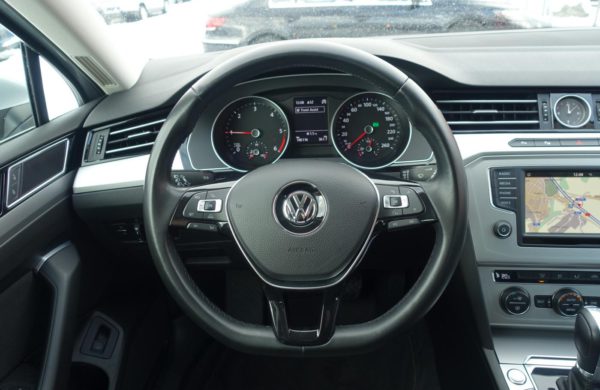 Volkswagen Passat 2.0 TDi DSG, PARK.KAMERA + ASISTENT, nabídka A227/18