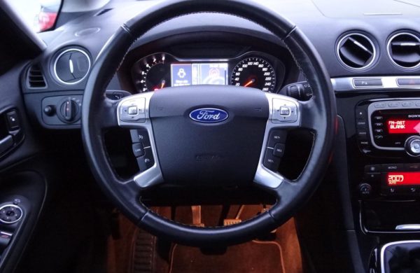 Ford S-MAX 2.0 EcoBoost 176 kW PANORAMA,XENONY, nabídka A230/17