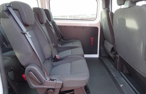 Ford Tourneo Custom 2.2 TDCi L2H1 9 MÍST, VYHŘ. SKLO, nabídka A232/17