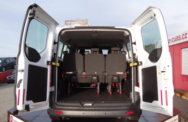 Ford Tourneo Custom 2.2 TDCi L2H1 9 MÍST, VYHŘ. SKLO, nabídka A232/17