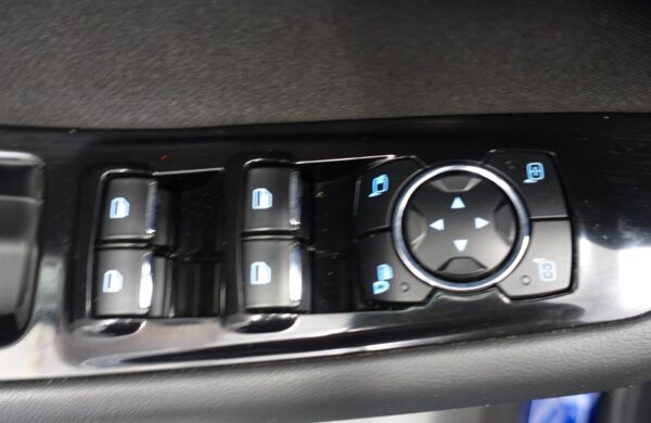 Ford S-MAX 2.0 TDCi Titanium, SYNC 3, LED DYNA, nabídka A233/20