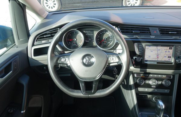 Volkswagen Touran 2.0 TDi DSG, NEZ.TOPENÍ,KAMERA,NAVI, nabídka A234/19