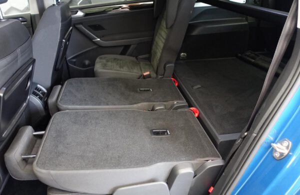 Volkswagen Touran 2.0 TDi Highline LED,int.dětské sed, nabídka A235/20