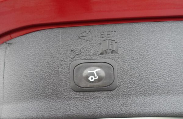 Ford Kuga 2.0TDCi Titanium 4×4 Bi-XENONY NAVI, nabídka A237/21