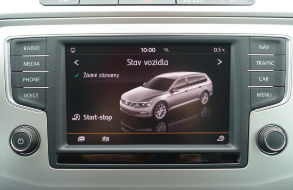 Volkswagen Passat 2.0 TDi DSG NAVI, VYHŘÍVANÁ SEDADLA, nabídka A240/18