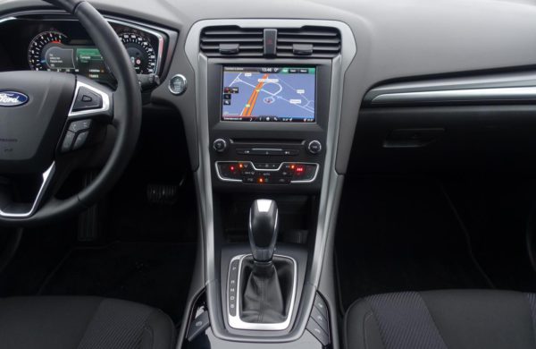 Ford Mondeo 2.0 TDCi Powershift Titanium 132kW, nabídka A245/18