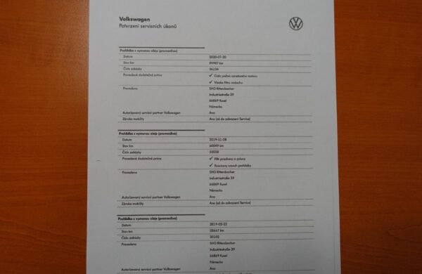 Volkswagen Passat 2.0 TDi Act.Inf.Display Bi-Xenony, nabídka A249/21