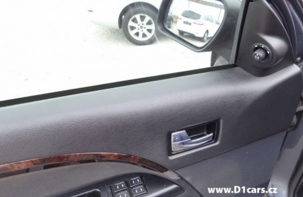 Ford Mondeo 2.0 TDCi 96 kW Ghia, ZIMNÍ PAKET, nabídka A24/15