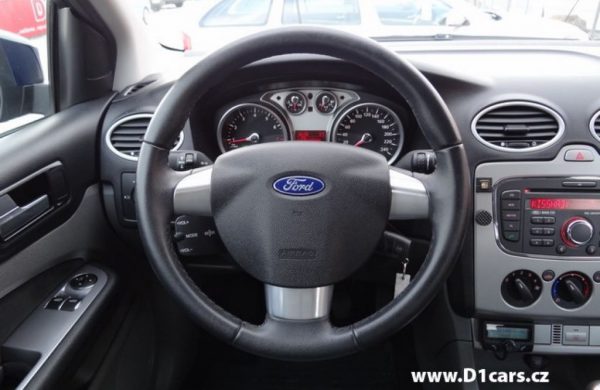 Ford Focus 1.6 16V 1.MAJITEL, SERVISNÍ KNÍŽKA, nabídka A24/16