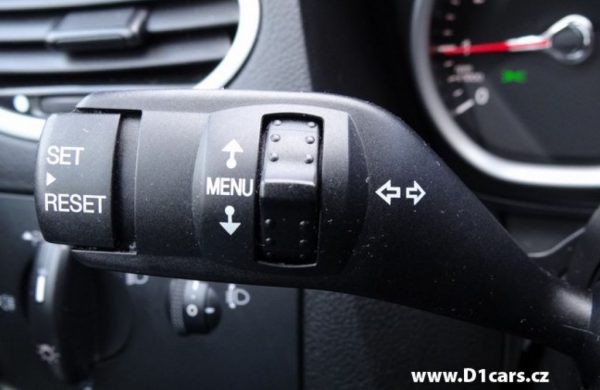 Ford Focus 1.6 16V 1.MAJITEL, SERVISNÍ KNÍŽKA, nabídka A24/16