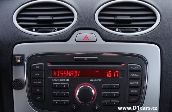 Ford Focus 1.6 16V 1.MAJITEL, SERVISNÍ KNÍŽKA, nabídka A24/16