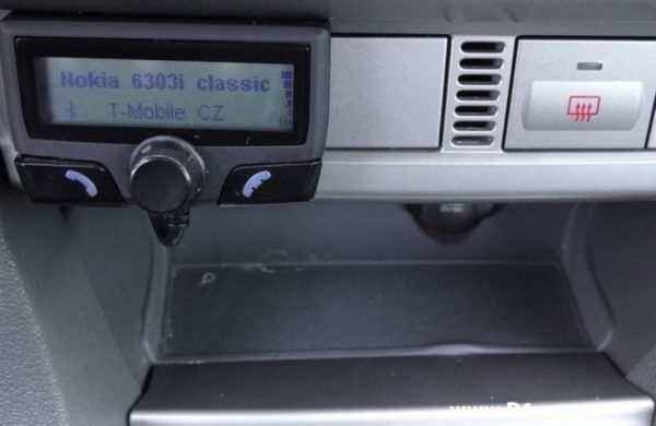 Ford Focus 1.6 16V 1.MAJITEL, SERVISNÍ KNÍŽKA, nabídka A24/16